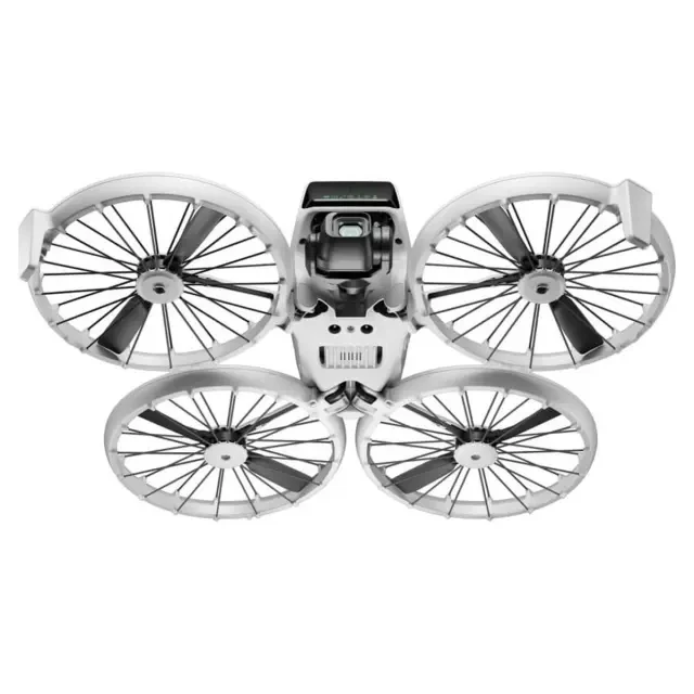 Квадрокоптер DJI Flip (RC-N3) Квадрокоптер DJI Flip (RC-N3)