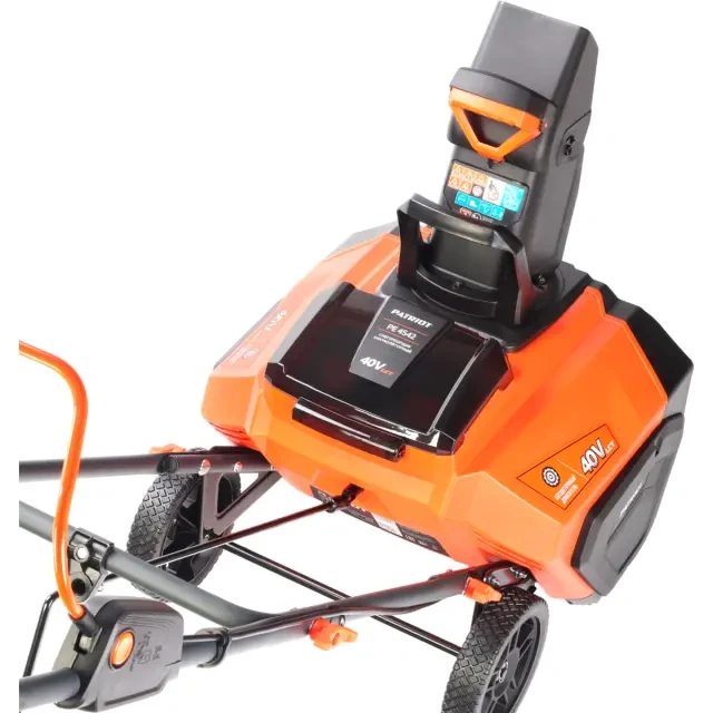 Снегоуборщик аккумуляторный Patriot PE 4542 LCT с 2хАКБ 4 Ач + ЗУ двойное